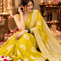 Chartreuse Medallion Jamdani Cotton Saree