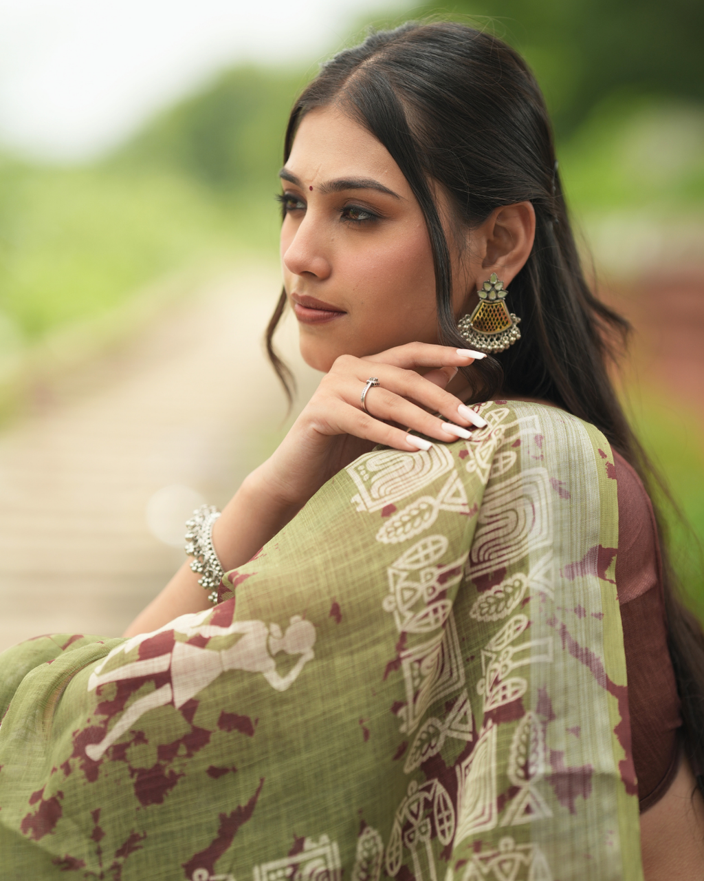 Sage Green Warli Tribal Art Printed Linen Saree
