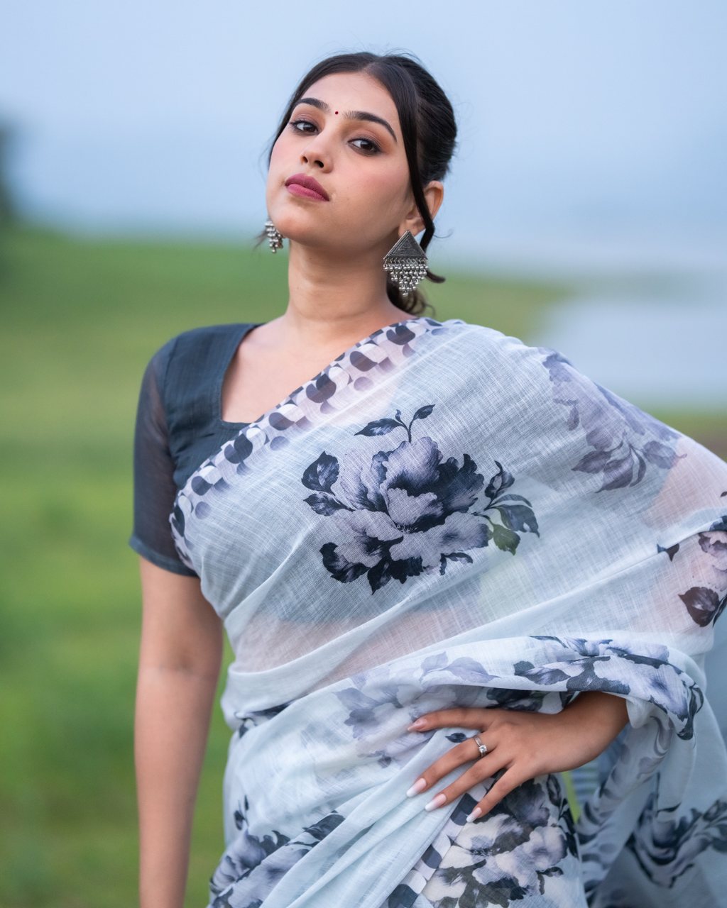 Ice Blue Dramatic Charcoal Peony Linen Saree