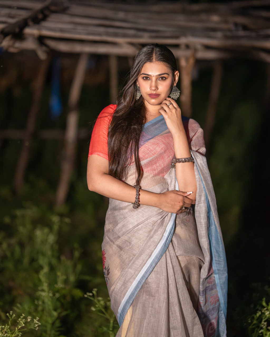Natural Grey Kalamkari Tribal Spiral Motif Linen Saree